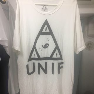 ユニフ(UNIF)のUNIF ダメージ加工 Tシャツ(Tシャツ(半袖/袖なし))