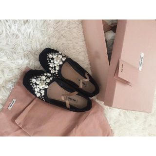 MIU MIU(バレエシューズ)のフリマアイテム一覧 MIU MIU(バレエシューズ)のフリマアイテム一覧