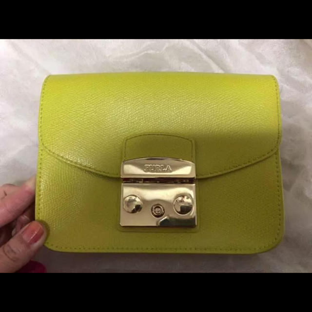 FURLA メトロポリス　お値下げ中