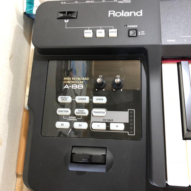 Roland(ローランド)のタイムセール!7/16まで!【値引き】Roland A-88 楽器のDTM/DAW(MIDIコントローラー)の商品写真