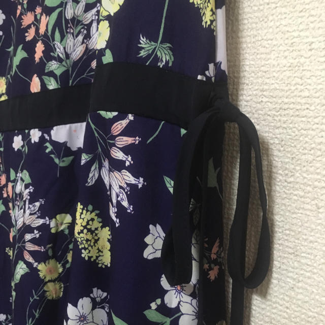 tocco(トッコ)のかよこ様専用★ tocco フラワーマキシワンピース トッコクローゼット レディースのワンピース(ロングワンピース/マキシワンピース)の商品写真