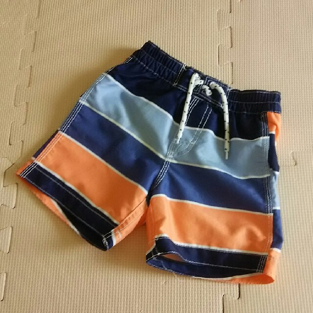 babyGAP(ベビーギャップ)のbabyGAP 水着 男の子 90 キッズ/ベビー/マタニティのキッズ服男の子用(90cm~)(水着)の商品写真