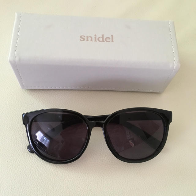 SNIDEL(スナイデル)のsnidel☺︎サングラス レディースのファッション小物(サングラス/メガネ)の商品写真