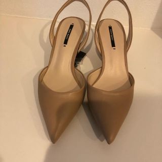 ザラ(ZARA)の新品 パンプス(ハイヒール/パンプス)