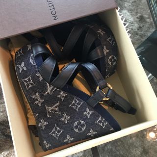 ルイヴィトン(LOUIS VUITTON)の★ルイヴィトン★ウェッジソールサンダル美品 Masayo❤様専用(サンダル)