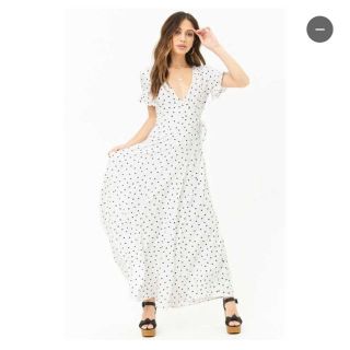 フォーエバートゥエンティーワン(FOREVER 21)のF21 新品未使用💗ドットマキシワンピ(ロングワンピース/マキシワンピース)