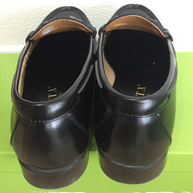 HARUTA(ハルタ)のHARUTA  牛革タッセル ローファー  23.5㎝   レディースの靴/シューズ(ローファー/革靴)の商品写真