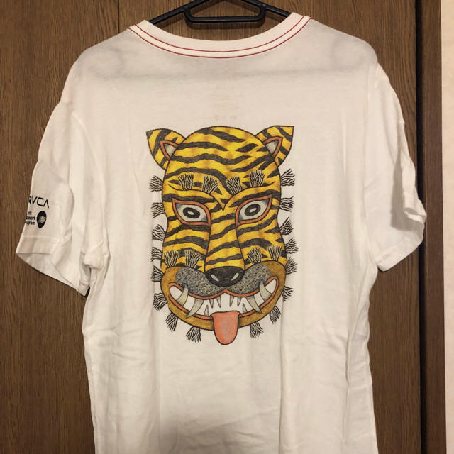 RVCA(ルーカ)のrvca +ニコちゃん Tシャツ メンズのトップス(Tシャツ/カットソー(半袖/袖なし))の商品写真