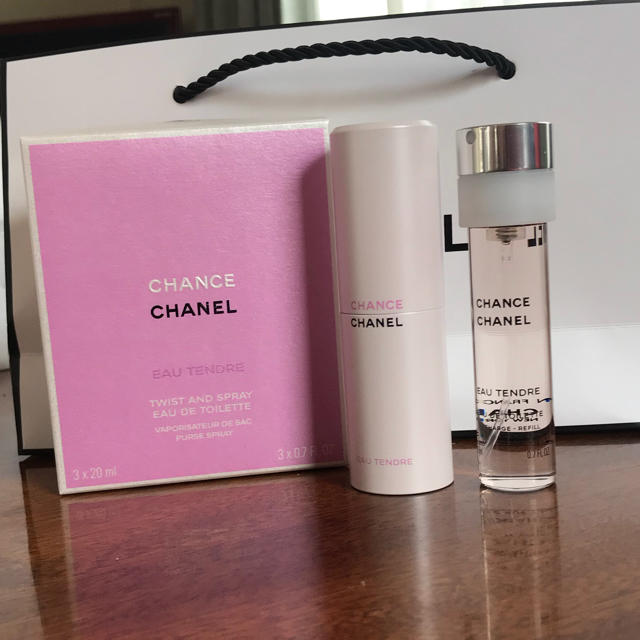 CHANEL  オータンドゥル 新品  本体+リフィル