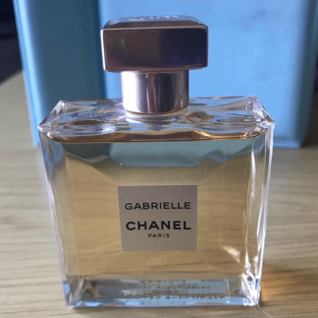 CHANEL(シャネル)のシャネル香水ガブリエル新作オードパルファム50ml コスメ/美容の香水(香水(女性用))の商品写真