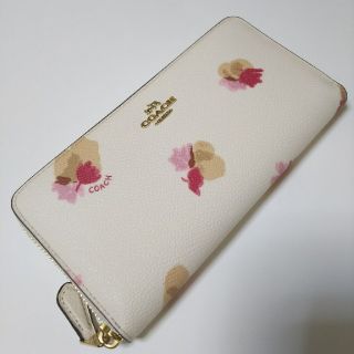 コーチ(COACH)の〈新品〉コーチ COACH フローラル ラウンドファスナー 長財布 ホワイト(財布)