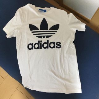 アディダス(adidas)のアディダスオリジナル Tシャツ(Tシャツ(半袖/袖なし))