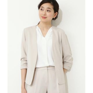 ナチュラルビューティーベーシック(NATURAL BEAUTY BASIC)の完売Mサイズ 新品未使用 ナチュラルビューティーベーシック ノーカラージャケット(ノーカラージャケット)