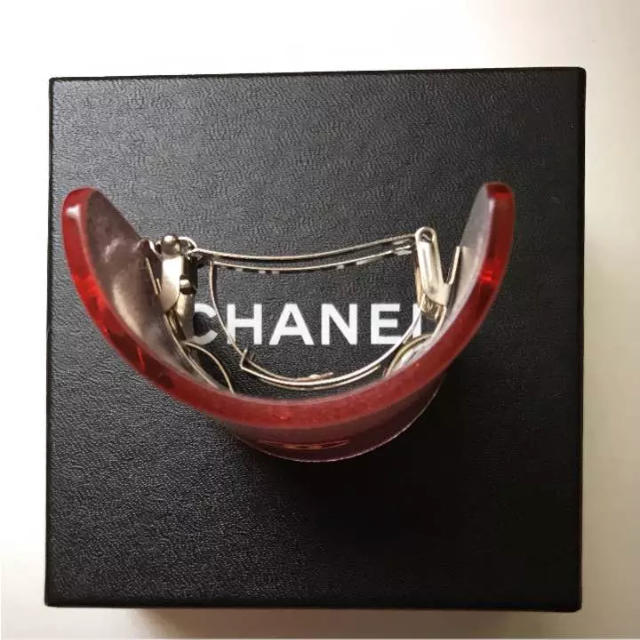 CHANEL グリッター バレッタ 髪留め