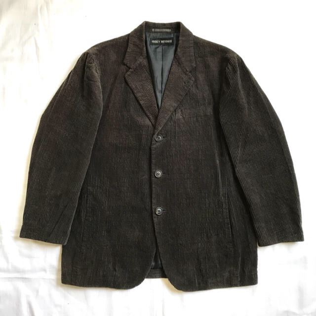 ISSEY MIYAKE(イッセイミヤケ)のイッセイ プラダ 2点セット メンズのジャケット/アウター(テーラードジャケット)の商品写真