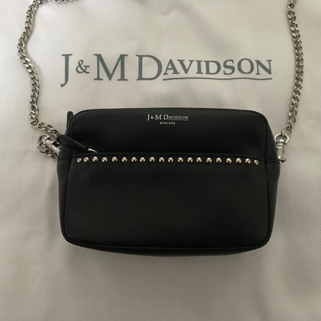 J&M DAVIDSON(ジェイアンドエムデヴィッドソン)のJ&M Davidson  リップスティックポシェット レディースのバッグ(ショルダーバッグ)の商品写真