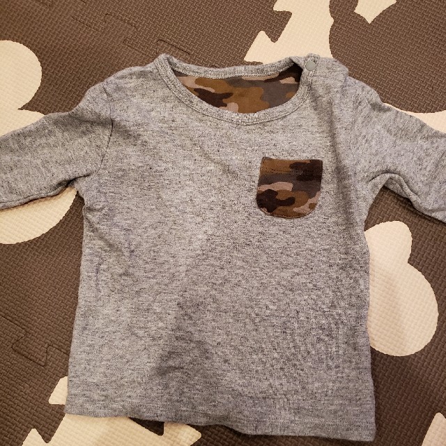 UNIQLO(ユニクロ)のベビーTシャツ キッズ/ベビー/マタニティのベビー服(~85cm)(Ｔシャツ)の商品写真