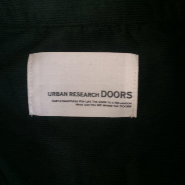 URBAN RESEARCH(アーバンリサーチ)のDOORS新品コーデュロイシャツ レディースのトップス(シャツ/ブラウス(長袖/七分))の商品写真