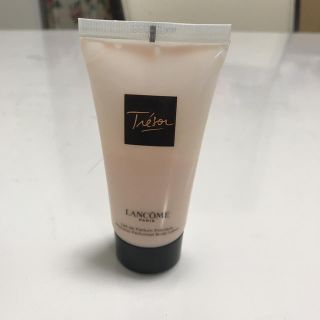 ランコム(LANCOME)のイイネ不要様専用 トレゾァ ボディローション（ボディ用乳液）(ボディローション/ミルク)