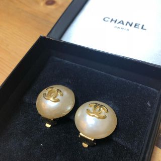 シャネル(CHANEL)のシャネル・CHANEL ・パールイヤリング(イヤリング)