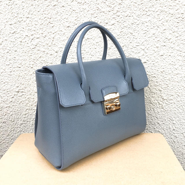 Furla(フルラ)の新品フルラ未使用メトロポリス正規品バッグ 大人気 レディースのバッグ(ハンドバッグ)の商品写真