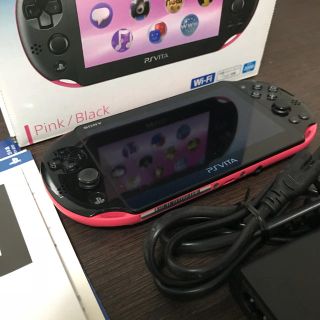 プレイステーションヴィータ(PlayStation Vita)のps vita 本体 ピンク(携帯用ゲーム機本体)