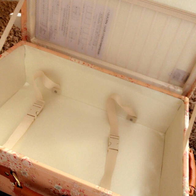 LIZ LISA(リズリサ)のLIZ LISA♡花柄キャリーバック レディースのバッグ(スーツケース/キャリーバッグ)の商品写真