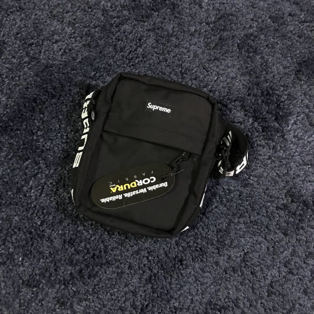 メンズSupreme Shoulder Bag 黒 国内正規品