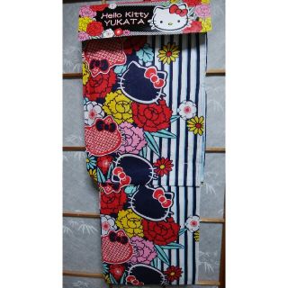 サンリオ(サンリオ)のサンリオ　Hello Kitty YUKATA　キティの浴衣　ストライプ牡丹(浴衣)