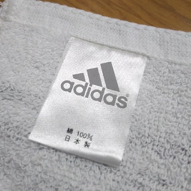 adidas(アディダス)の台湾トラベラー様専用 アディダス アウディ
2009 JFA タオル 白 スポーツ/アウトドアのサッカー/フットサル(その他)の商品写真