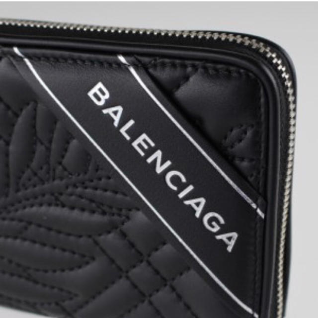 Balenciaga(バレンシアガ)のちぃ様専用！BALENCIAGA  新品 バレンシアガ 財布 ブラック レディースのファッション小物(財布)の商品写真