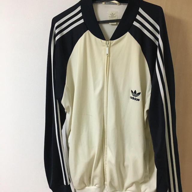 adidas(アディダス)のアディダス メンズのトップス(ジャージ)の商品写真