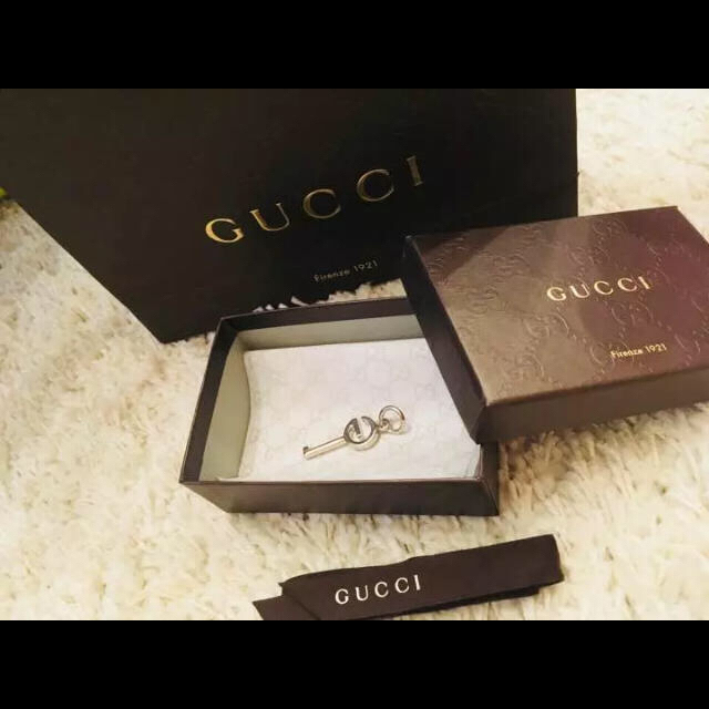 Gucci(グッチ)のGUCCI本物 ネックレスチャーム新品未使用プレゼントにも メンズのアクセサリー(ネックレス)の商品写真