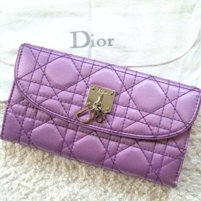 Christian Dior(クリスチャンディオール)のあやや様専用♡新品Dior長財布 レディースのファッション小物(財布)の商品写真