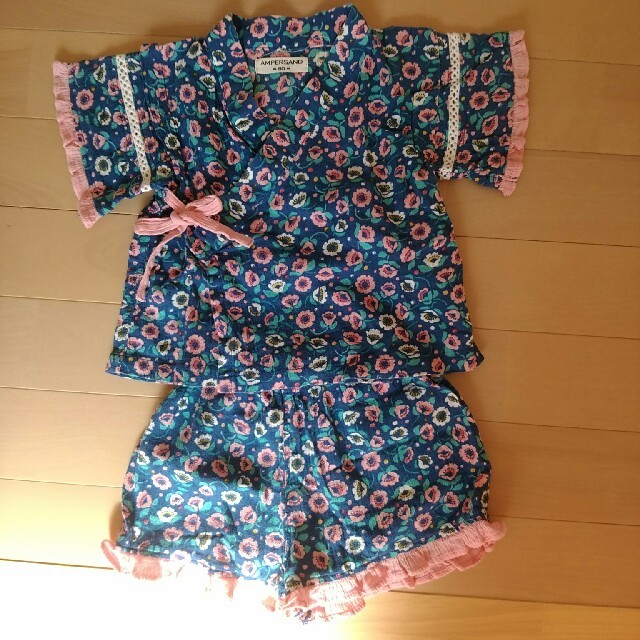 ampersand(アンパサンド)のMARUKO様専用！Ampersand
女の子
甚平　80サイズ キッズ/ベビー/マタニティのベビー服(~85cm)(甚平/浴衣)の商品写真