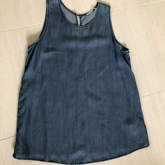 GAP(ギャップ)のノースリーブ トップス レディースのトップス(シャツ/ブラウス(半袖/袖なし))の商品写真