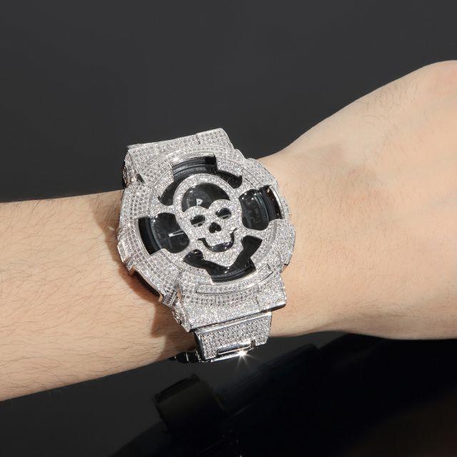 CASIO(カシオ)のスカル カスタムGショック GA100 G-SHOCK14K WHITEGOLD メンズの時計(腕時計(デジタル))の商品写真
