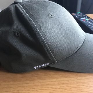 新品タグ付 t-pablow着用 stampd cap