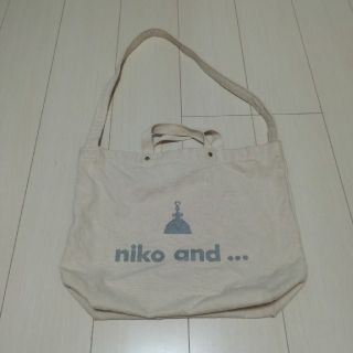 ニコアンド(niko and...)のniko and...　ロゴバッグ(トートバッグ)