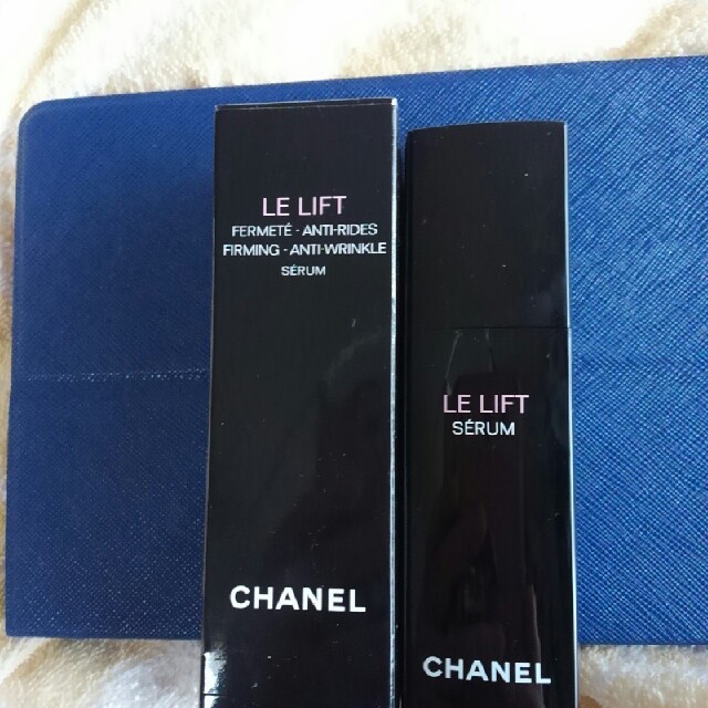 CHANEL(シャネル)のシャネル　LE  L セラム コスメ/美容のスキンケア/基礎化粧品(美容液)の商品写真