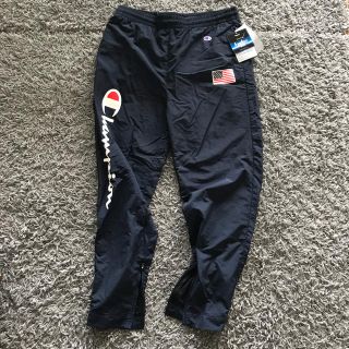 Champion - タグ付き新品未使用Champion ナイロンジャージ パンツ