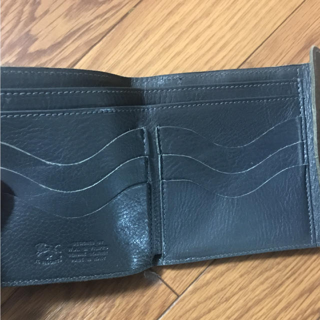 IL BISONTE(イルビゾンテ)のイルビゾンテ 星型押し ガマ口 ２つ折り財布 レディースのファッション小物(財布)の商品写真