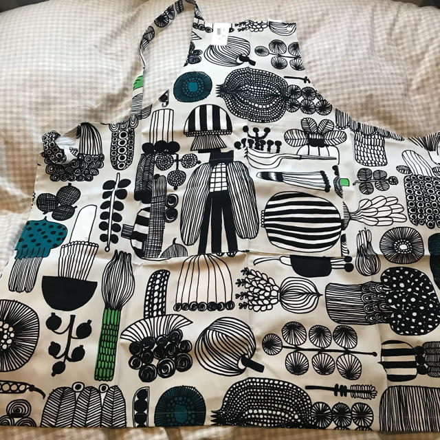 marimekko(マリメッコ)のkaz様専用 marimekko  Puutarhurin parhaat  インテリア/住まい/日用品のキッチン/食器(収納/キッチン雑貨)の商品写真