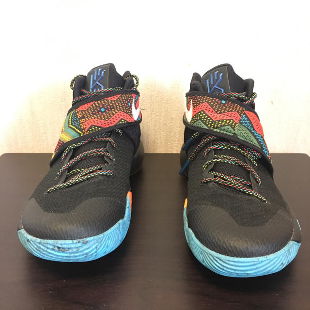 「ナイキ NIKE カイリー2 BHM