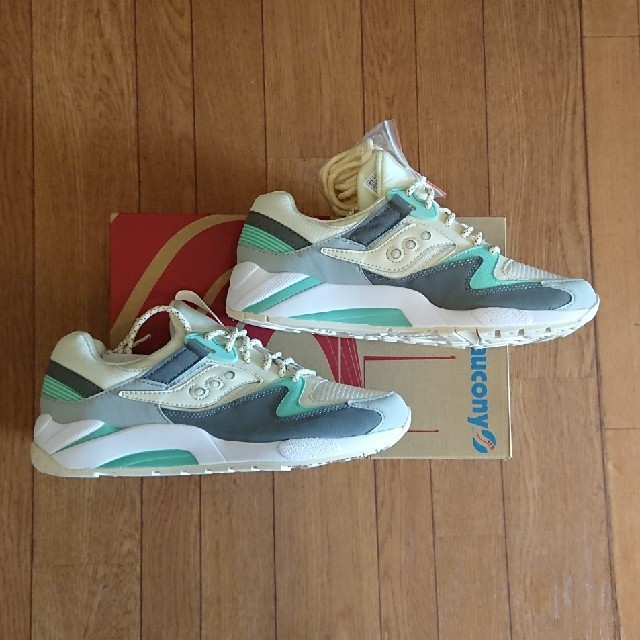 SAUCONY(サッカニー)の☆SauconyメンズスニーカーGRID9000☆ メンズの靴/シューズ(スニーカー)の商品写真