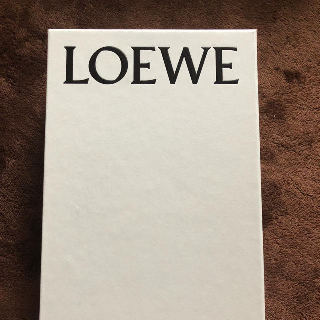 LOEWE(ロエベ)のLOEWE(ロエベ)長財布入れ 箱&袋&紙袋 レディースのファッション小物(財布)の商品写真