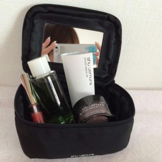 シュウウエムラ(shu uemura)のシュウウエムラ ポーチセット 未使用⭐️(その他)