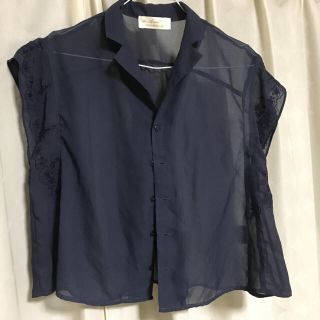 ダブルクローゼット(w closet)のw closet ダブルクローゼット ブラウス ネイビー フリーサイズ(シャツ/ブラウス(半袖/袖なし))