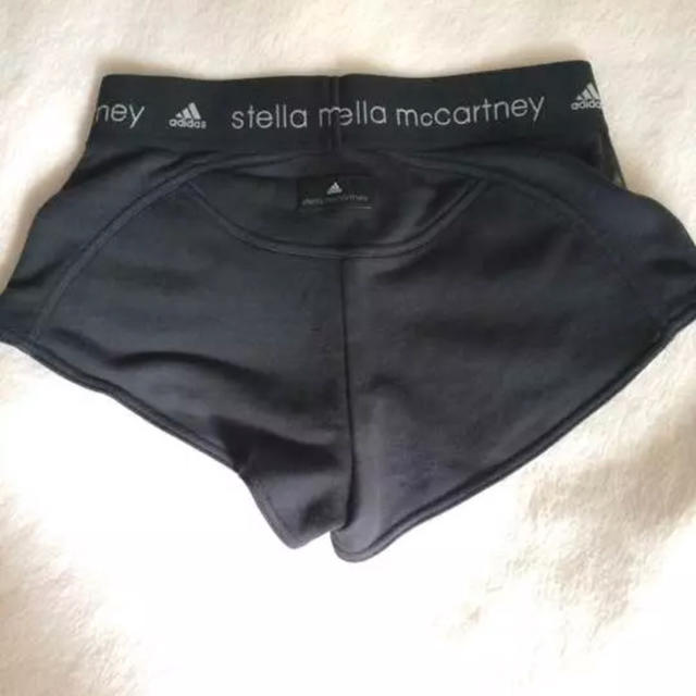 adidas(アディダス)の値下げ！adidas Stella McCartney｜ショートパンツ レディースのパンツ(ショートパンツ)の商品写真