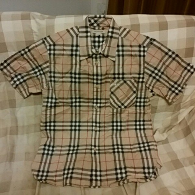 BURBERRY(バーバリー)のBURBERRY　半袖シャツ キッズ/ベビー/マタニティのキッズ服女の子用(90cm~)(ブラウス)の商品写真